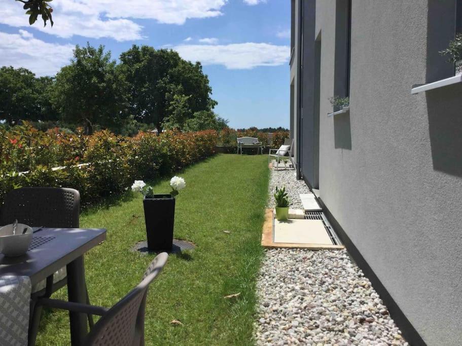 Apartment Capo D'Oro Rovinj Exteriör bild